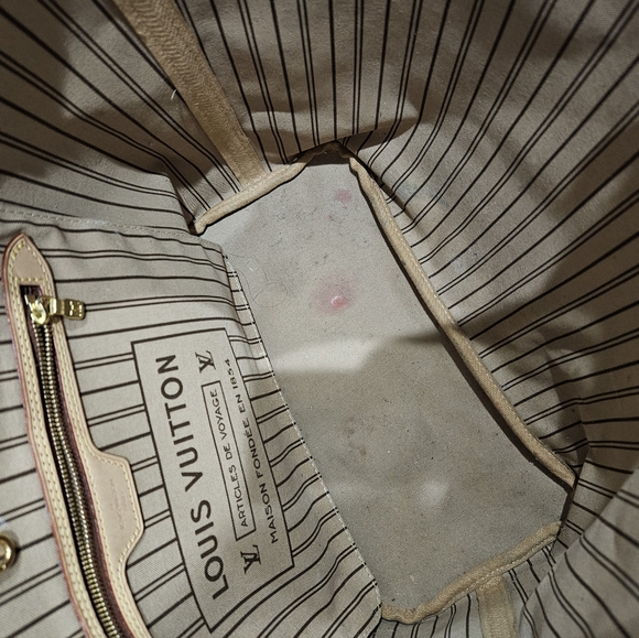 SOLD Louis Vuitton Monogram Neverfull MM - Picture 4 of 10